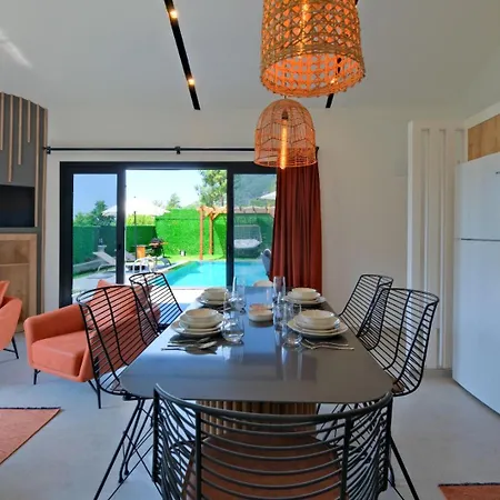 Villa Moment
